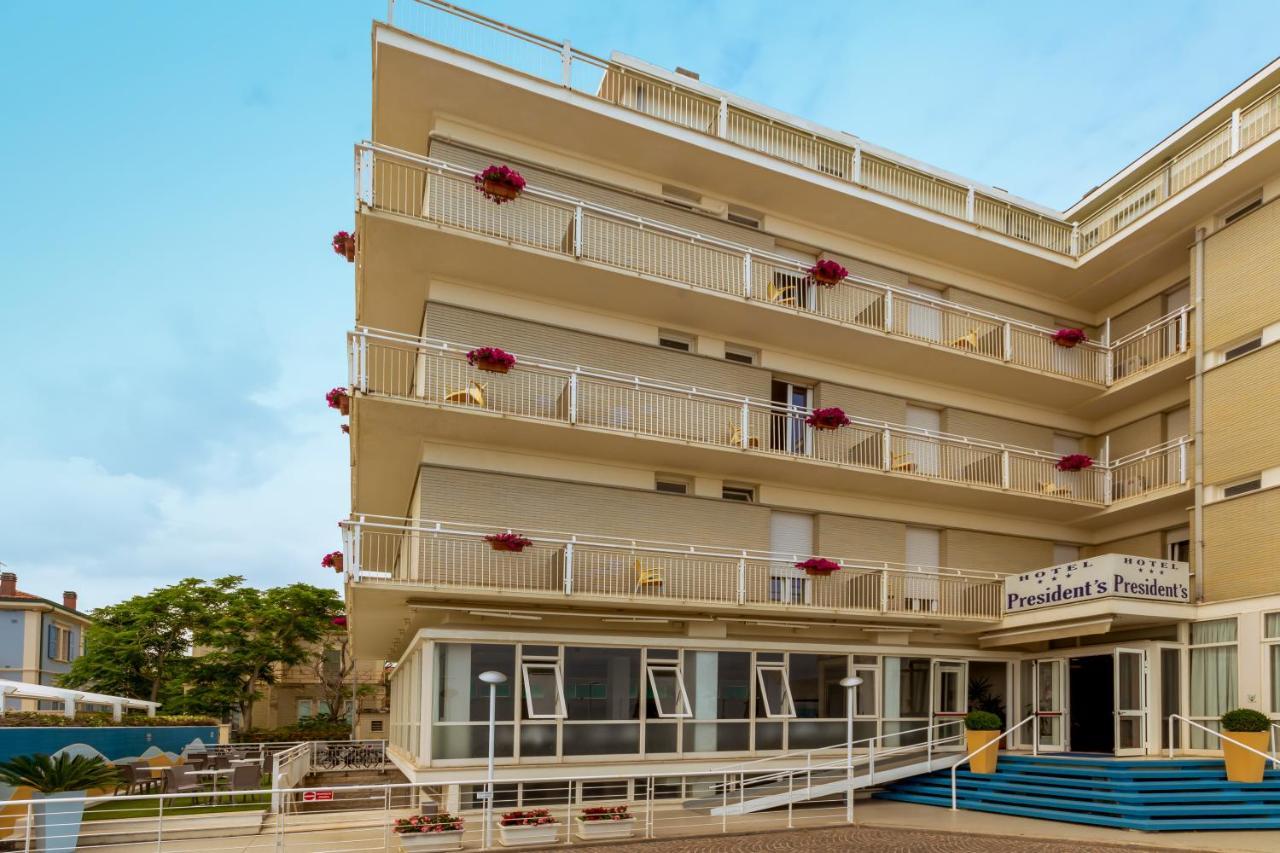Hotel President'S Pesaro Exteriör bild