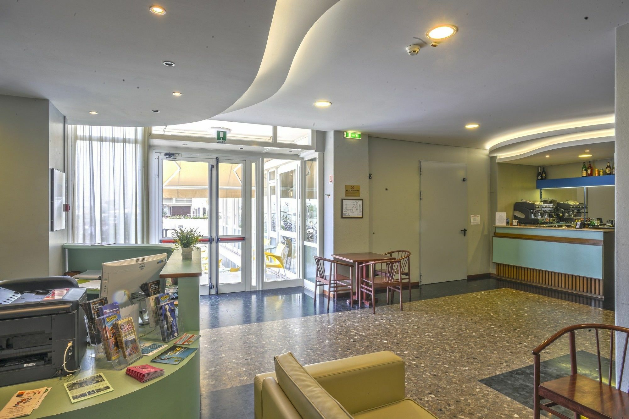 Hotel President'S Pesaro Exteriör bild